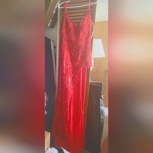 Red sequence dress Zapaka size medium